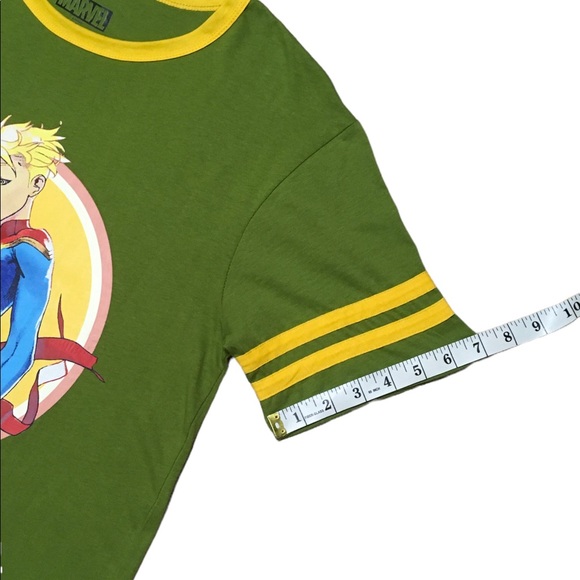 Captian Marvel Short Sleeve T Shirt Green Size M Loot Crate NWOT - Picture 6 of 11